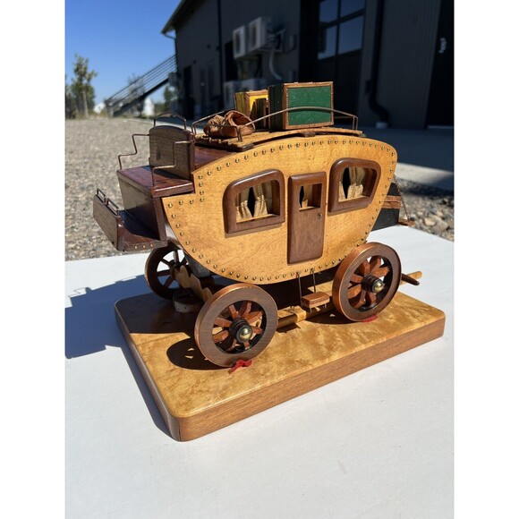 Vintage 1950'sSAN QUENTIN PRISON Inmate Made Wood Stagecoach Lamp
